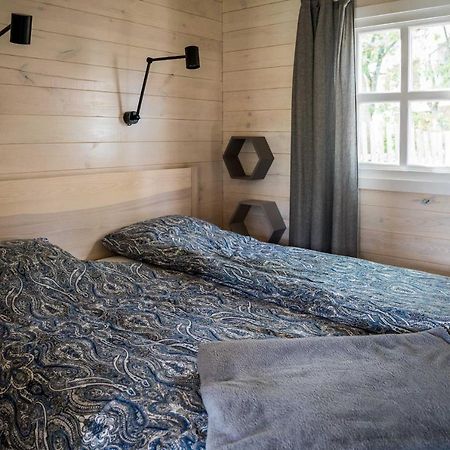 Ozo Riverside Wooden Cottage In Jurmala Exterior photo