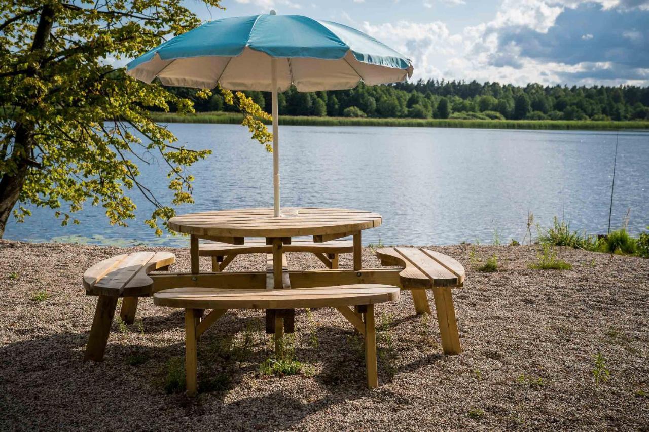Ozo Riverside Wooden Cottage In Jurmala Exterior photo