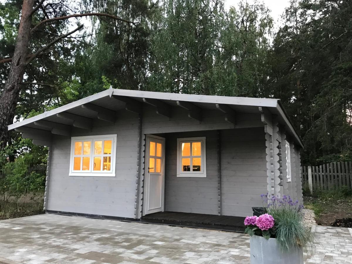 Ozo Riverside Wooden Cottage In Jurmala Exterior photo